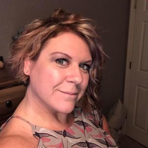 Meet your Posher, Holly